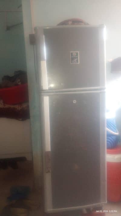 Dawlance fridge used