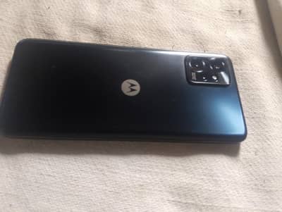 9/10 condition seal pack phone .