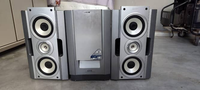 Sony 2 speaker or 1subwoofer