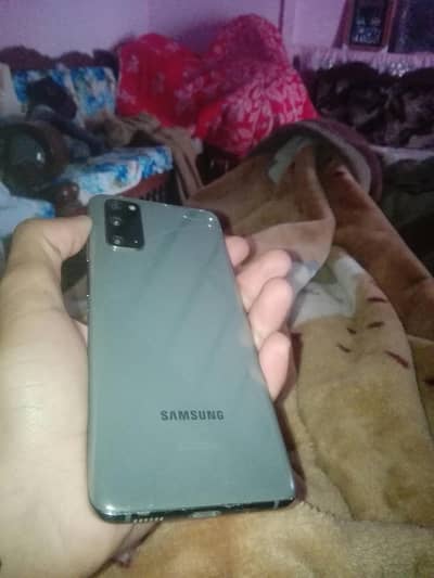Samsung Galaxy s20 plus gaming phone