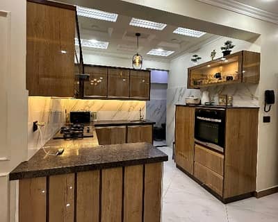 Ready To Buy A Prime Location Flat 1350 Square Feet In Karachi