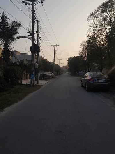 10 Marla LDA Approved Commercial Plot | Close to UCP University, Emporium Mall & Orange Line