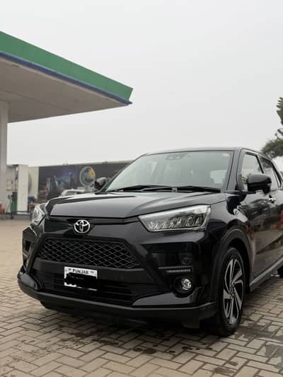 Toyota raize Z package top of the line