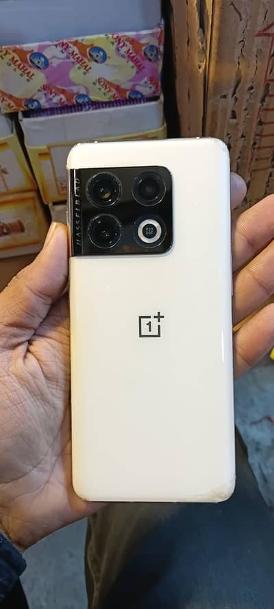 One Plus 10 Pro 5G