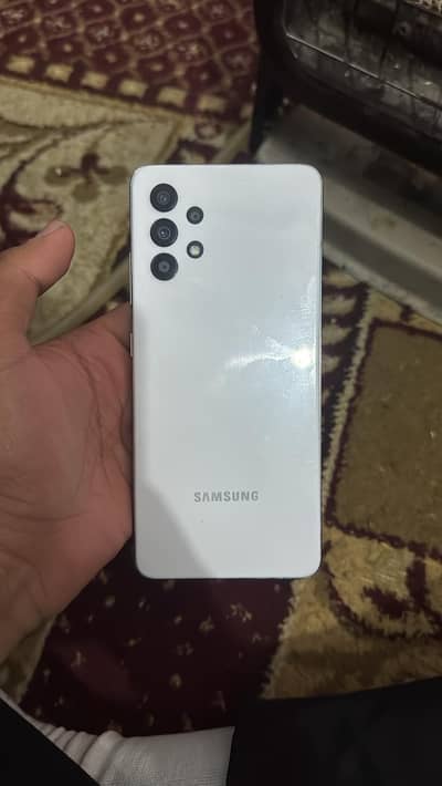 SAMSUNG A32