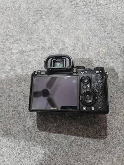 Sony a7iii with box