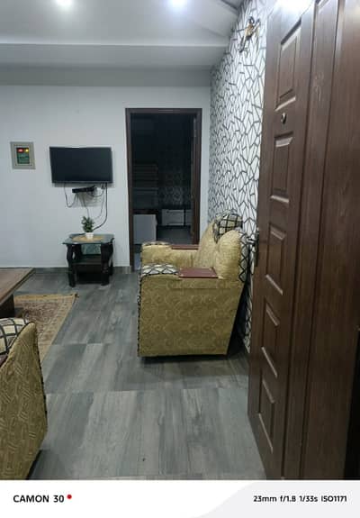 2100sqft ground floor hall available in Johar town