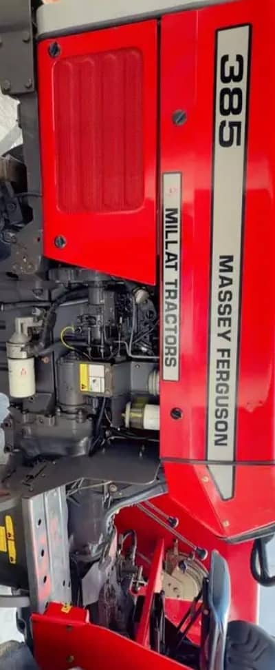 Massey 385 01/12/2023