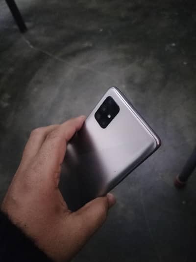 Samsung A51