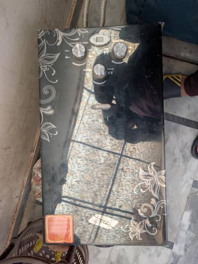 Instant Gas Gyser for sale 10 liters