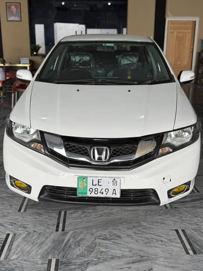 Honda City 2018 i-VTEC | Total Genuine | Lahore Registered