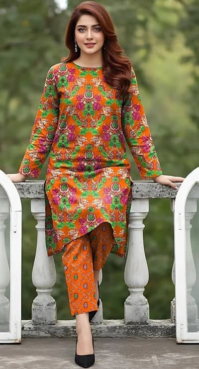 2 PCs women's Unstitched Printed Suit