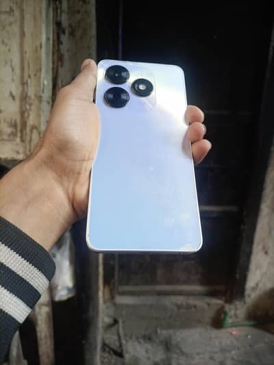 tecno spark go 4gb ram 64 memory