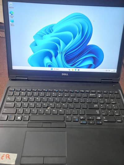 Dell Precision 3520