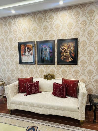 EXCELLENT CONDITION STLYISH 5 SEATER SOFA SET