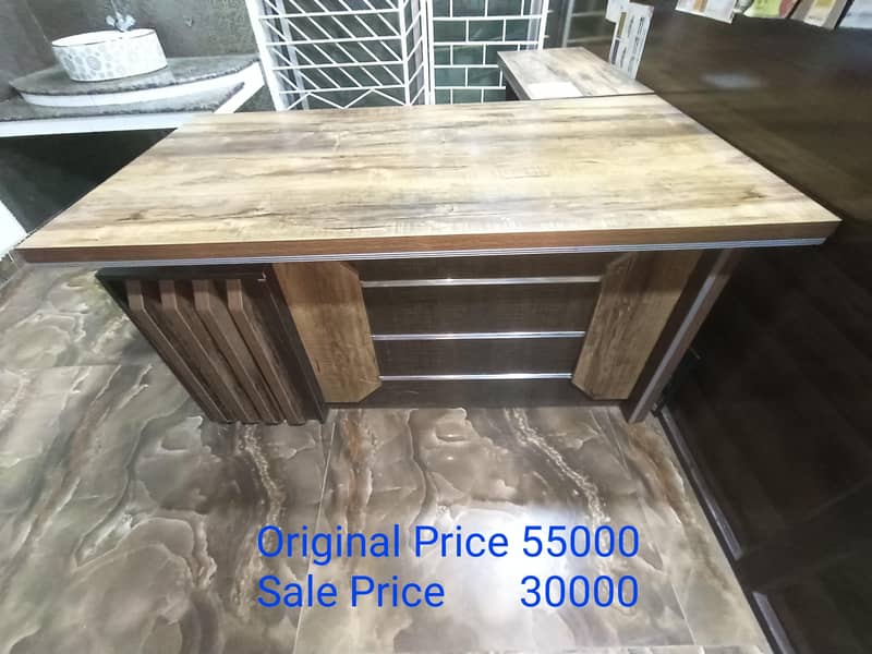 Office Table 0