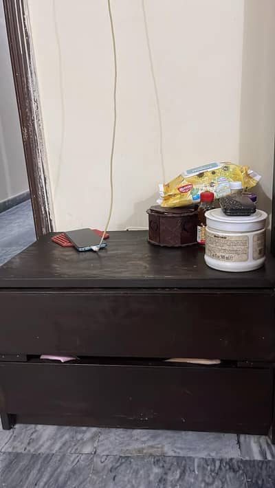 bed and side tabls with mattress