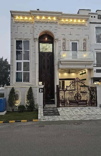 Prime Location House For Grabs In 5 Marla Citi Housing Society