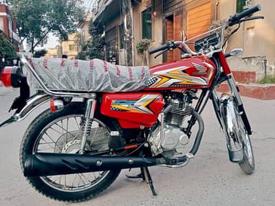 HONDA 125 MODEL 2025 in Prestine Condition
