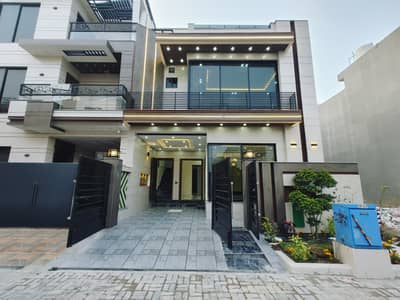 Modern Designed Facing Park 5 Marla House in Etihad TOWN Phase 1