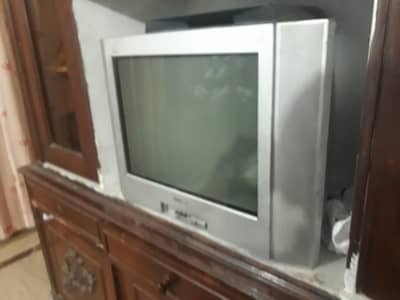 TV IN GOOD CONDITION