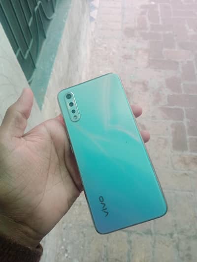 vivo s1