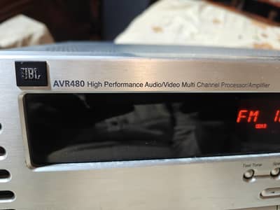 Jbl avr 480 in new condition. . 5.1 chanal. . total orignal