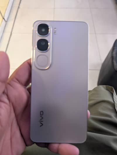 Vivo y200 12/256 For Sale