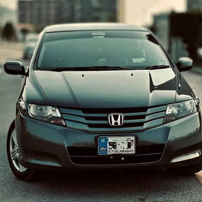 Honda city 2011 , 1.3 , manual transmission.