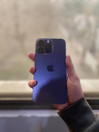 Iphone 14 pro max 128 jv         03261155469