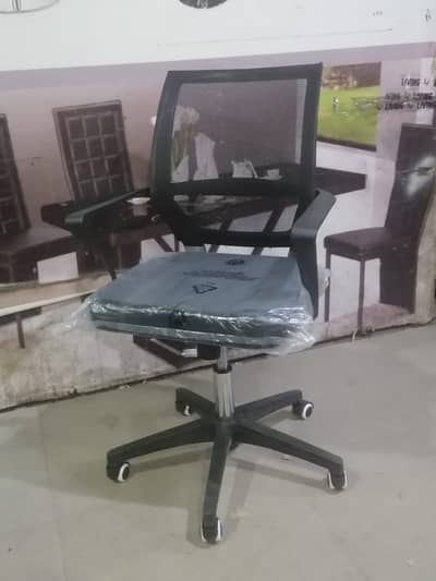 All Kinds of Revolving Chairs available for sale
