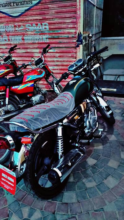 Honda CG green 150 Sale kr rha ho registration b ho gai ha
