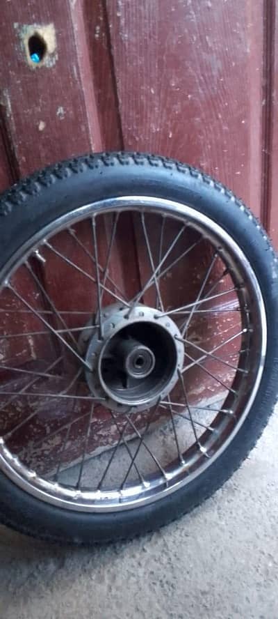back tyre with rim &,complete hub