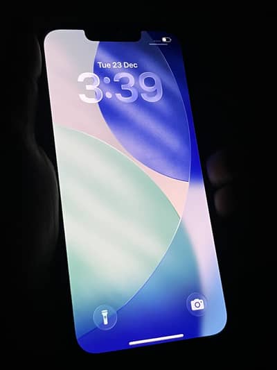 IPhone 13 Urgant sale