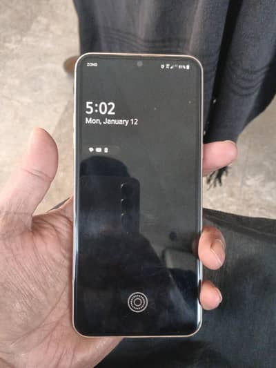 I am selling LG v60 8/ 128