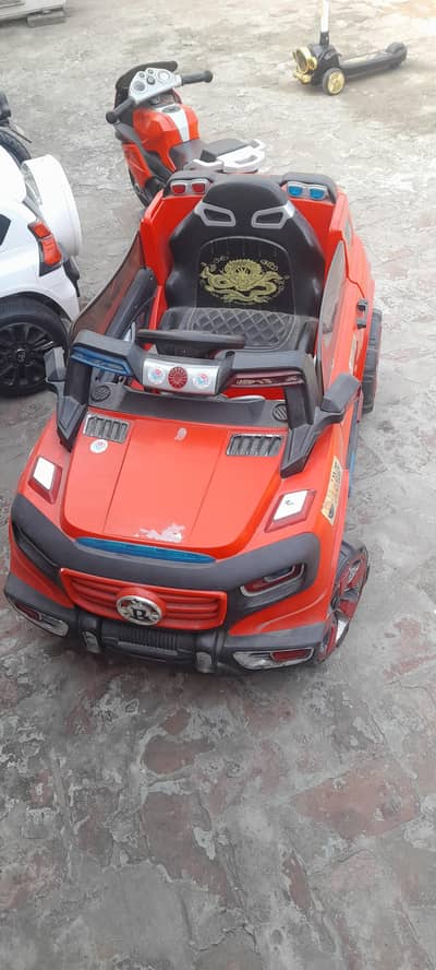 police jeep in good condition with lights in wheels