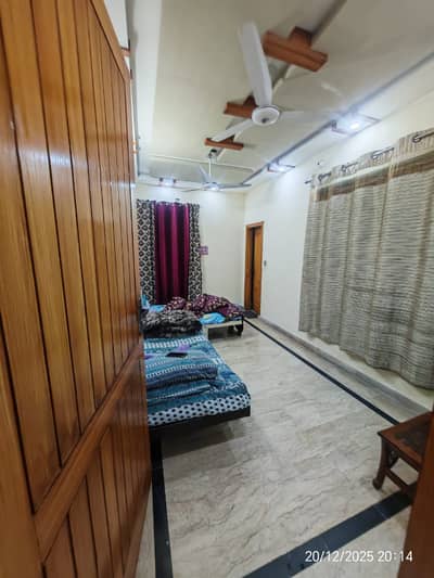 10 MARLA UPPER PORTION FOR GIRVI WITH OUT GAS