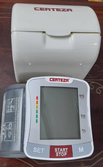BP Monitor wrist for sale very less price Excellent condition like new