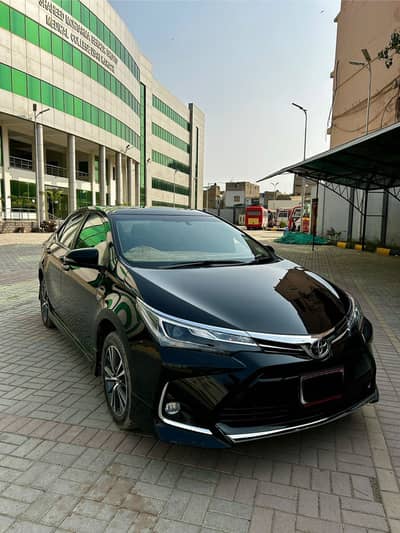 Toyota Corolla Altis X Grande 1.8 CVT Black Edition
