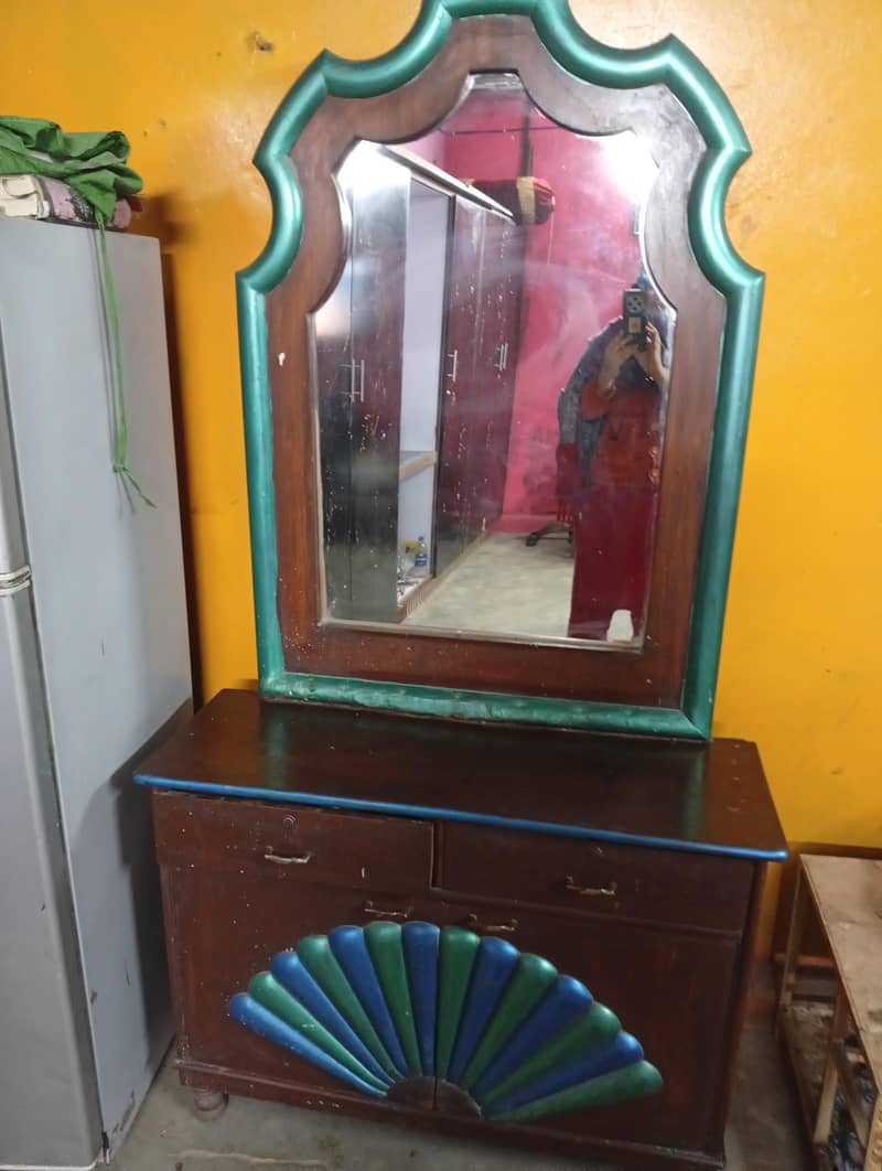 dressing table 1