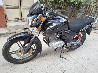 Suzuki GSX-125 2023