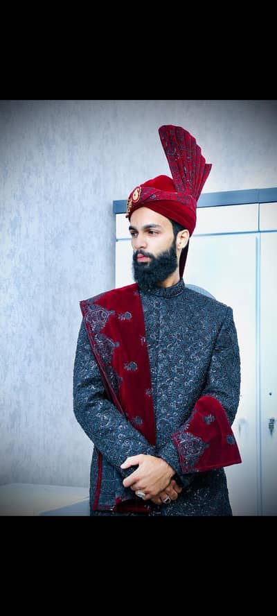Men’s Black Sherwani with Maroon Shawl – Wedding Wear Urgent selling