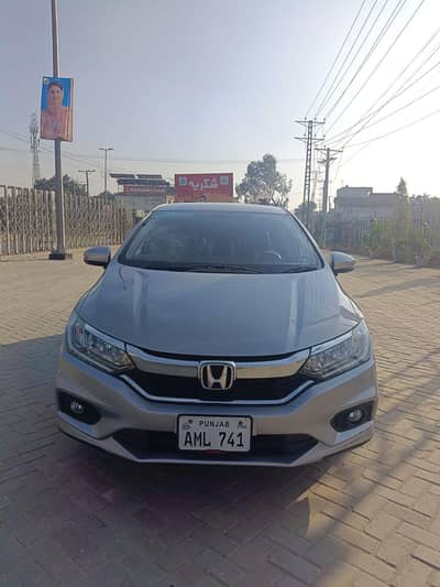 Honda city 1.2 cvt 22/23 Total Genuine condition
