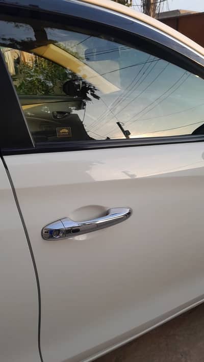 Toyota Yaris ATIV X 1.5 CVT-i | 2021 | Super White | Punjab Registere