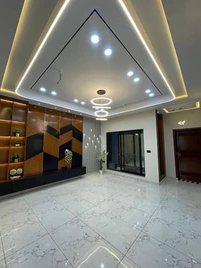 10 Marla House Available For Rent In DHA Phase 6 Sector D Lahore.