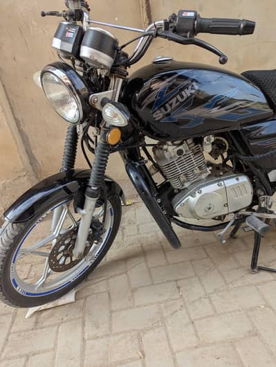 Suzuki Gs special edition 2022/23 Karachi reg 03112105043