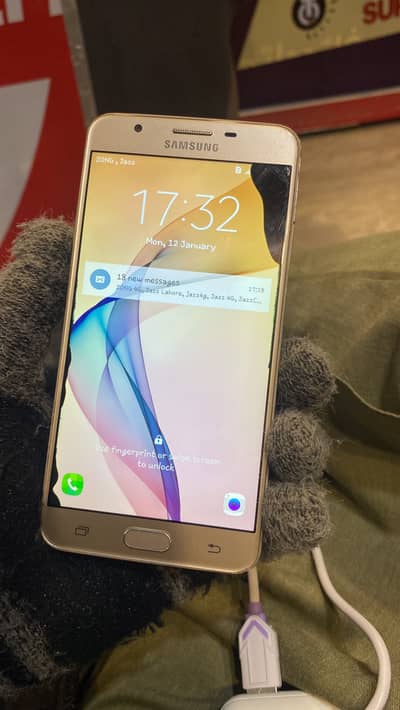 iPhone 11pro 256gb sat ma Samsung hospot device