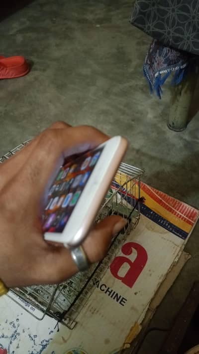 iphone 6s non pta ha all Sim working ha 128gb finger ok