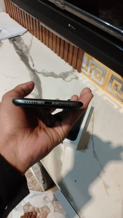 Iphone 11 factory unlock