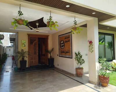 12 Marla House Up For sale In Johar Town